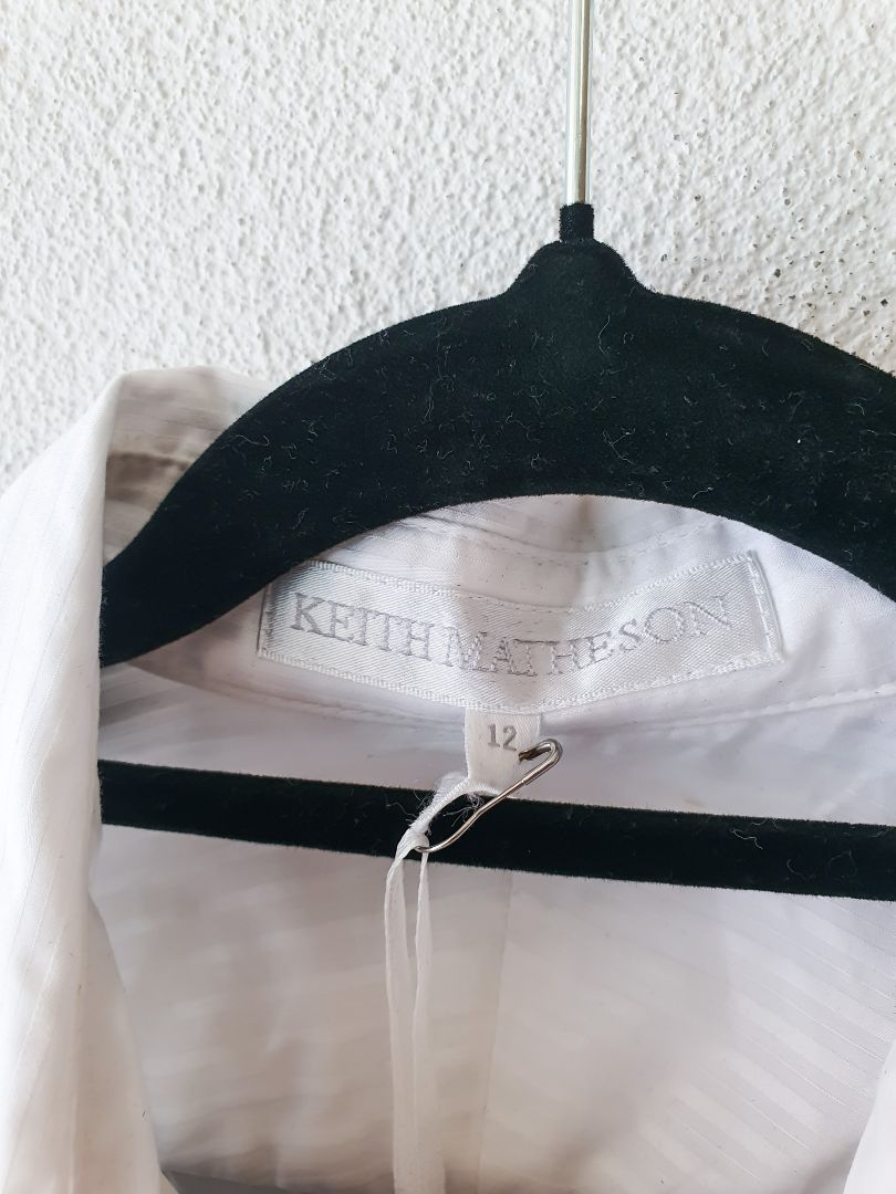 Keith Mathieson top M