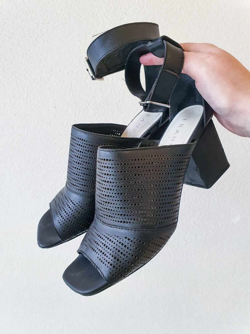 Frankie Shoes EUR39