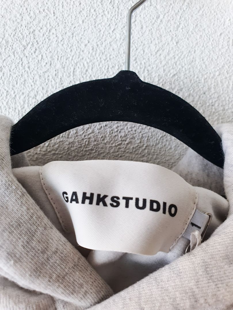 GAHK STUDIO top S