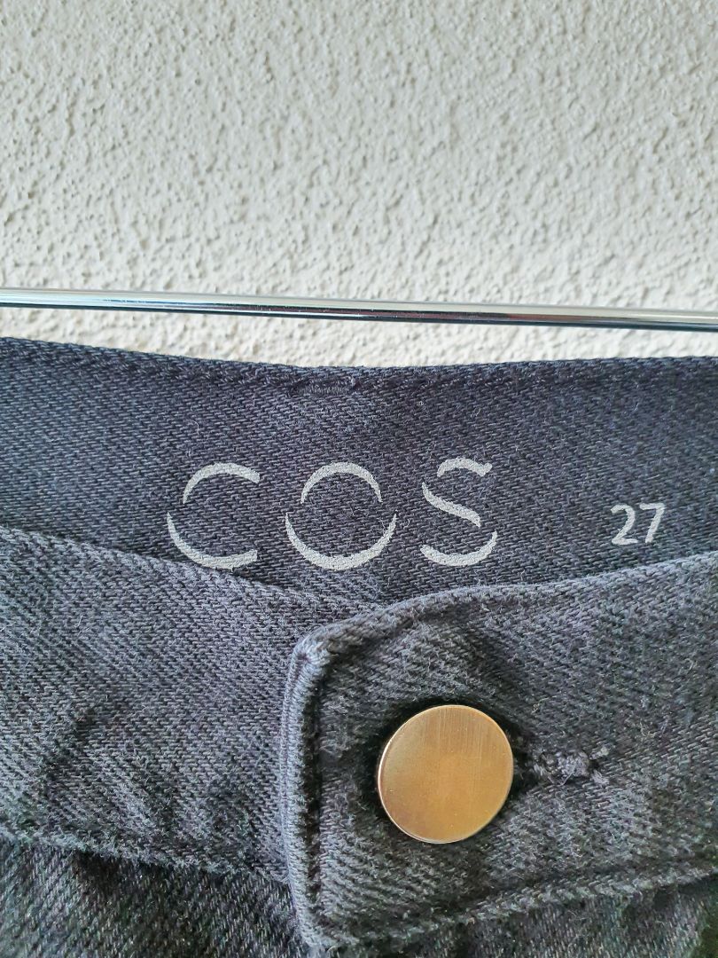 COS Jeans S