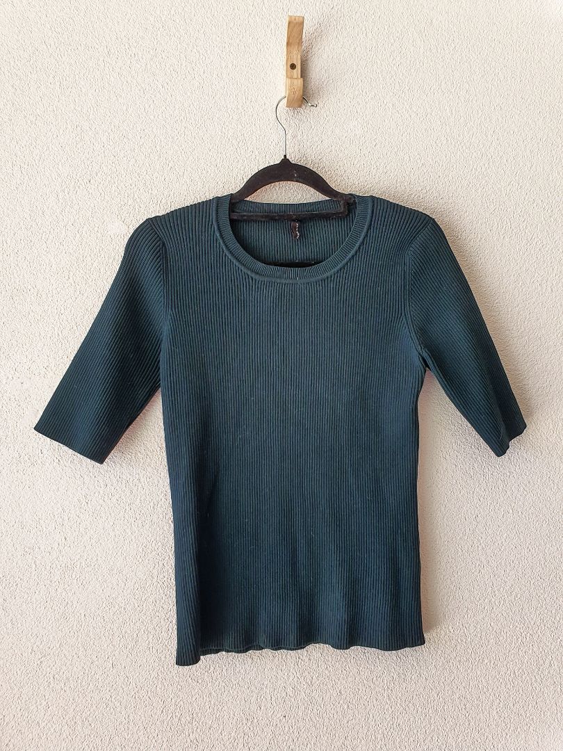 Staple The Label top L