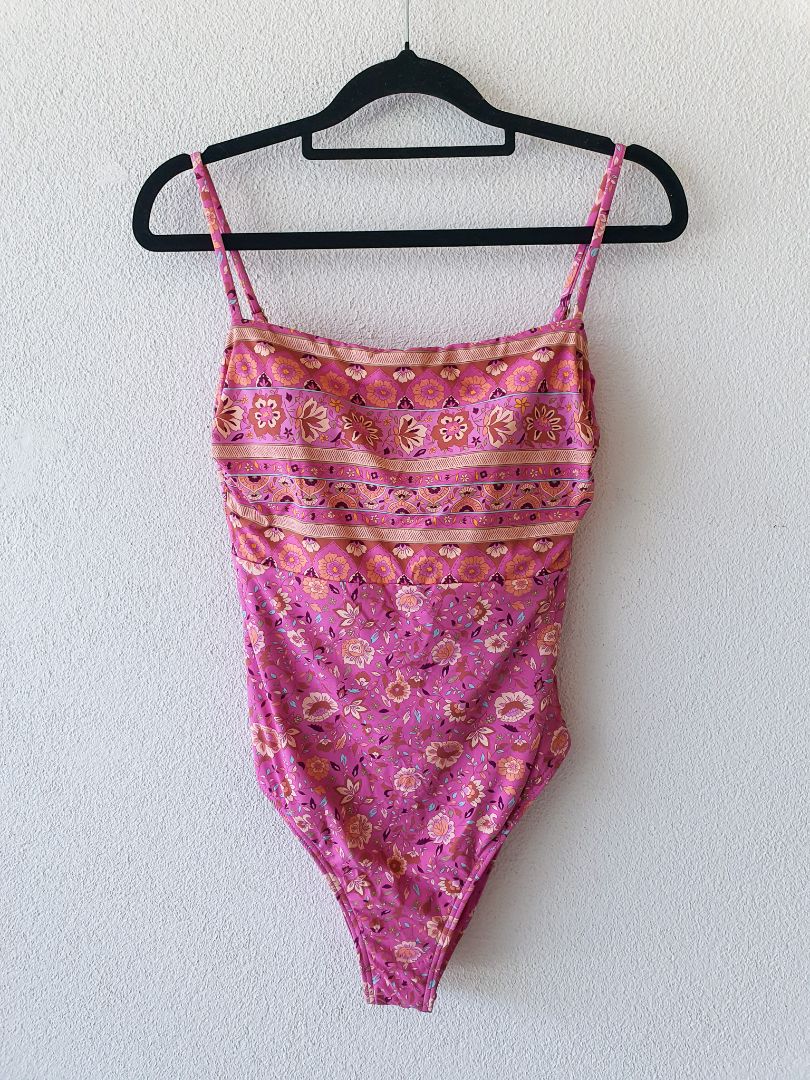 Billabong Swimsuit M