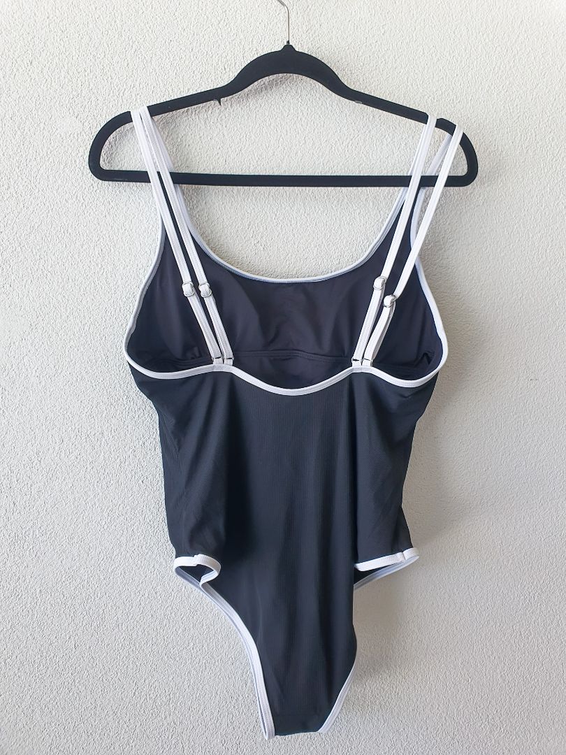 Cupshe Swimsuit M