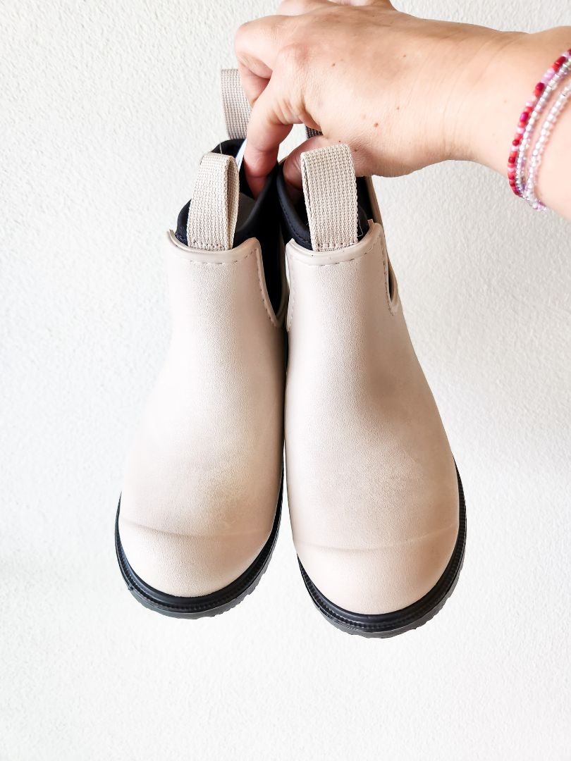 Human Shoes EUR38