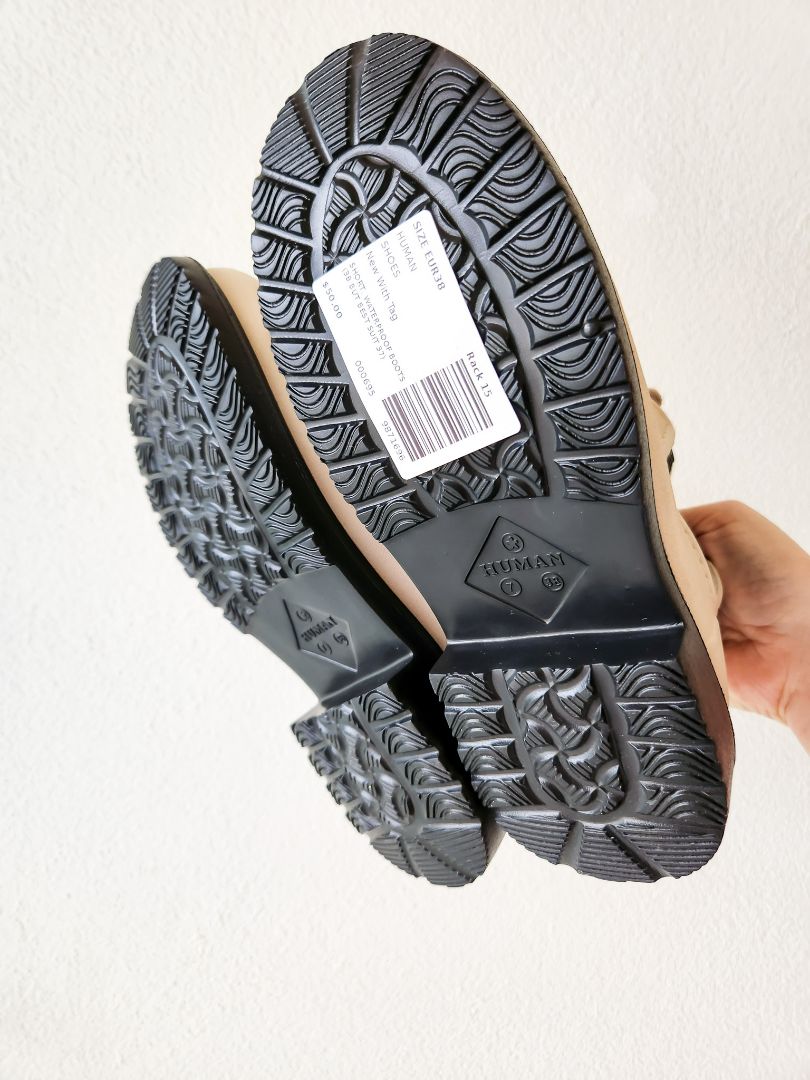 Human Shoes EUR38