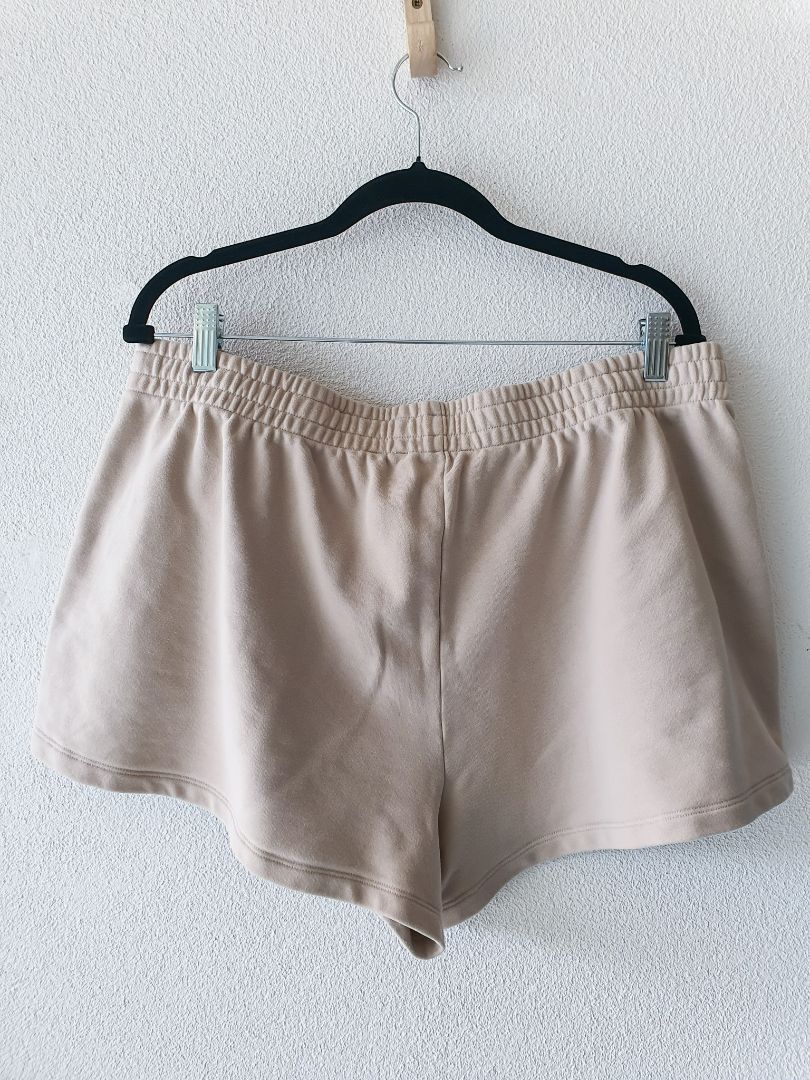 Country Road Shorts XL