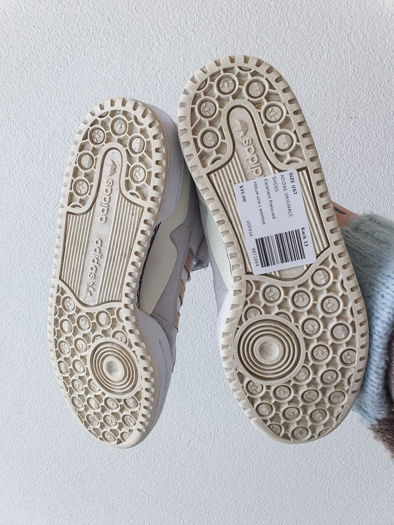 Adidas Originals Shoes US7