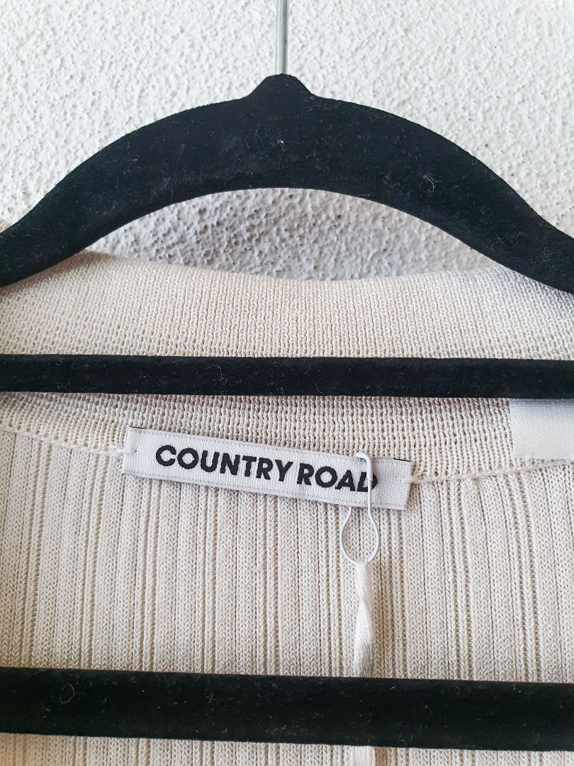 Country Road Dress M