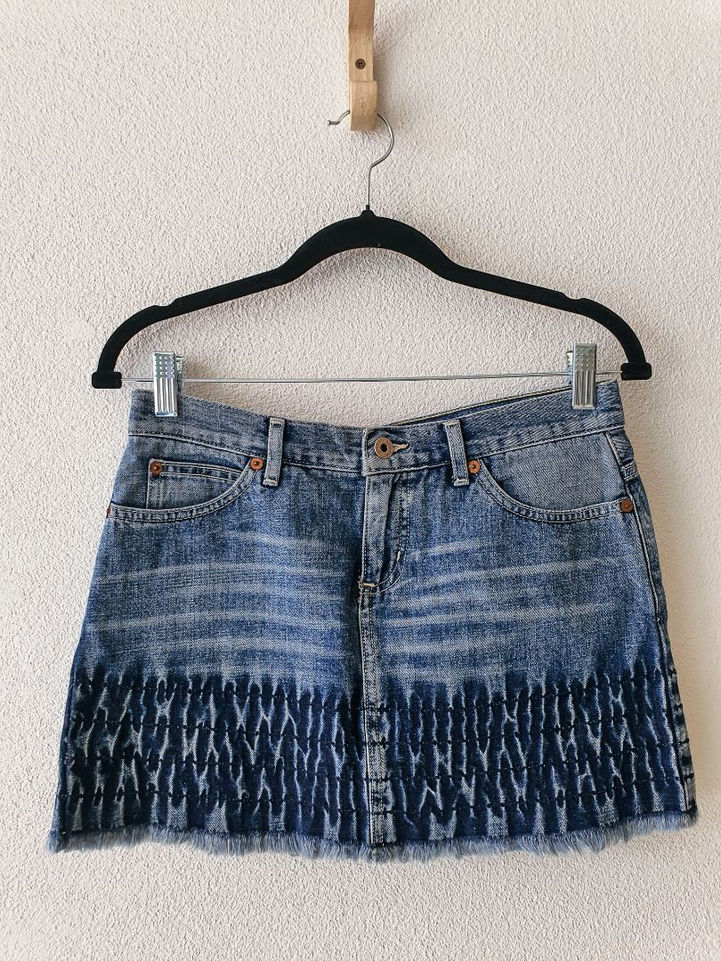 Guess Skirt XXS
