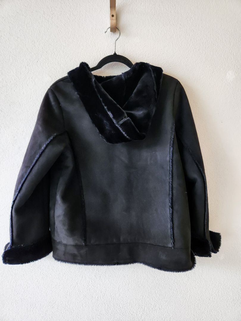 AM hours Jacket M