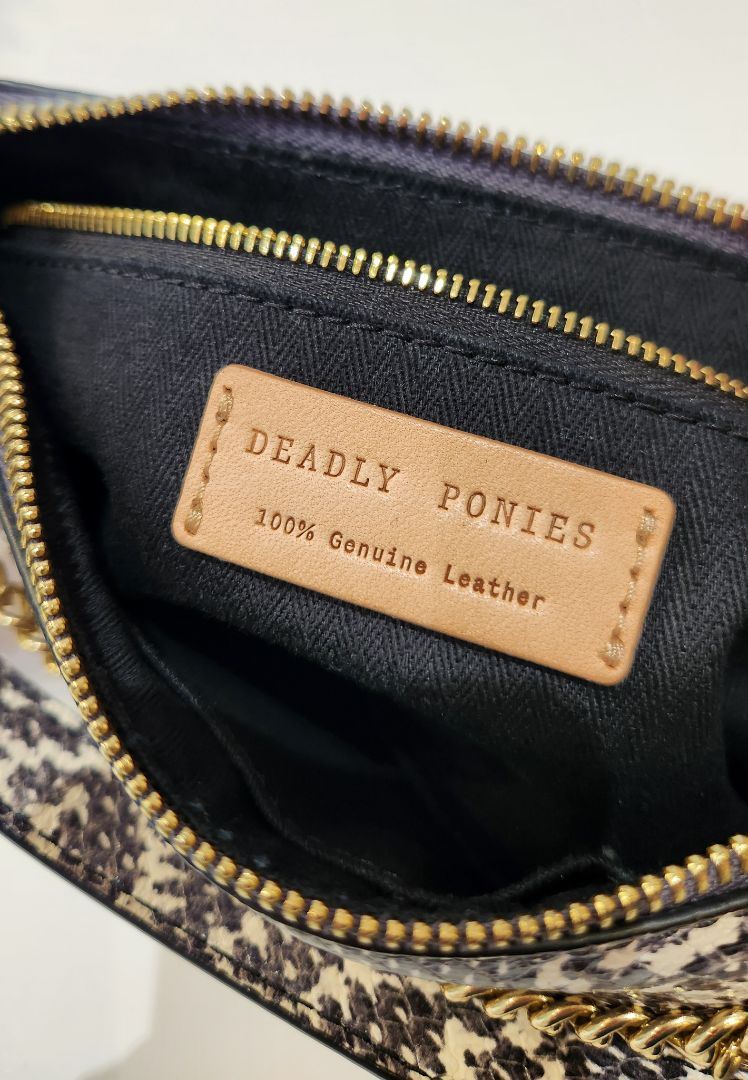 Deadly pony Bag OS