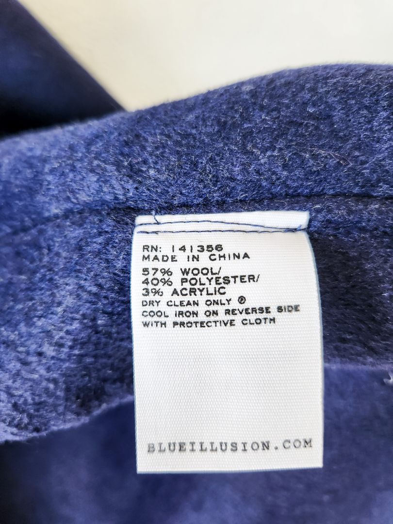 Blue Illusion top L
