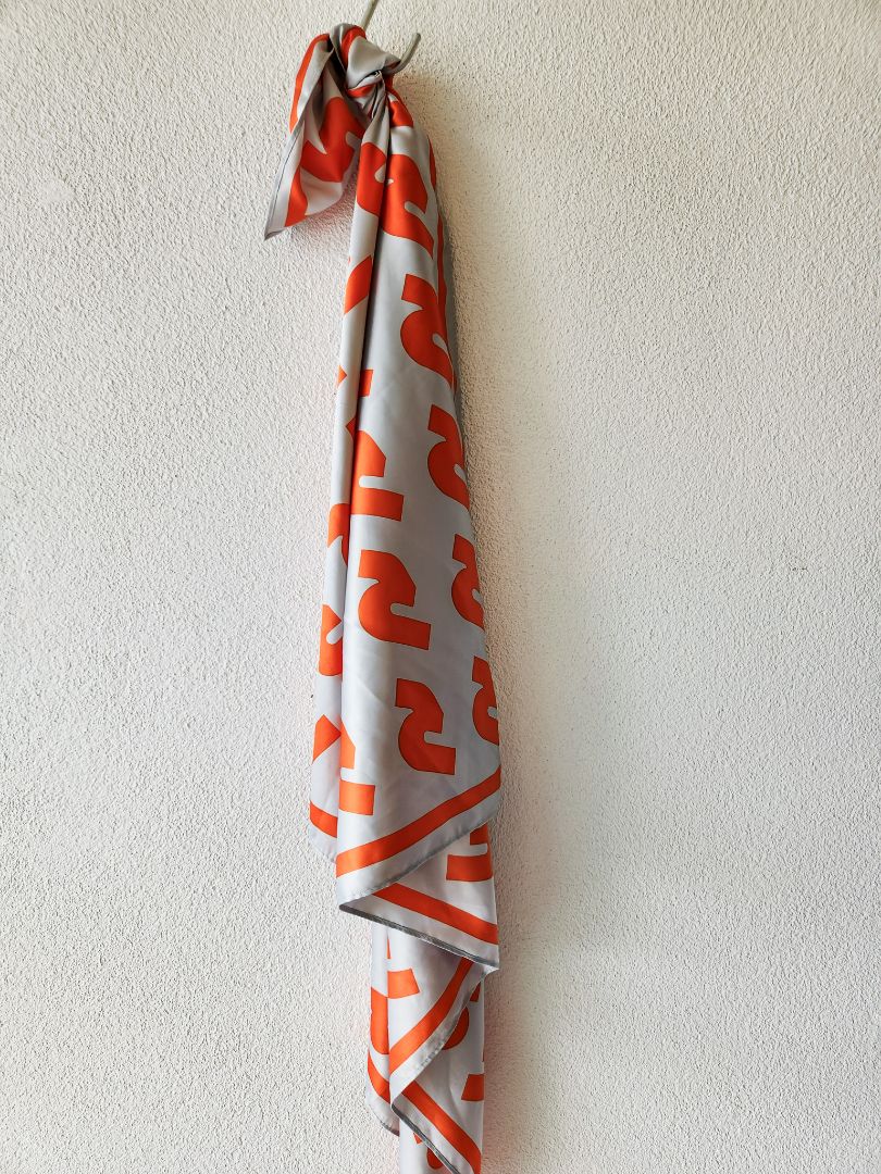 Runaway Motel scarf OS