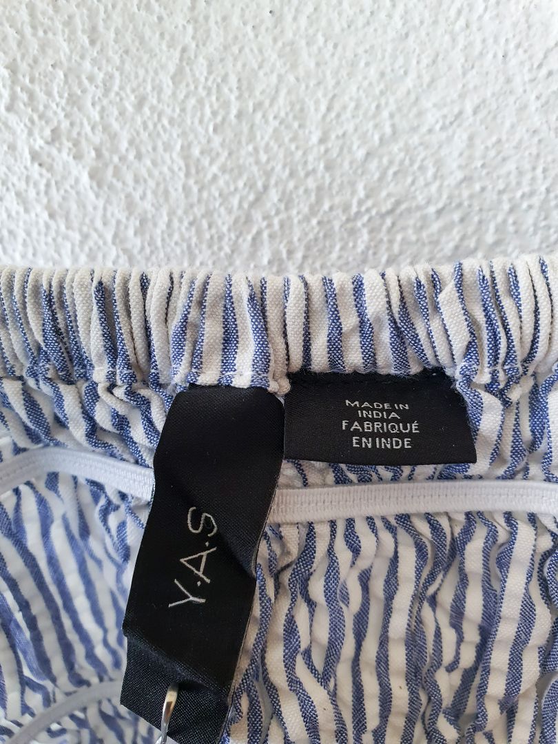 Y.A.S top S