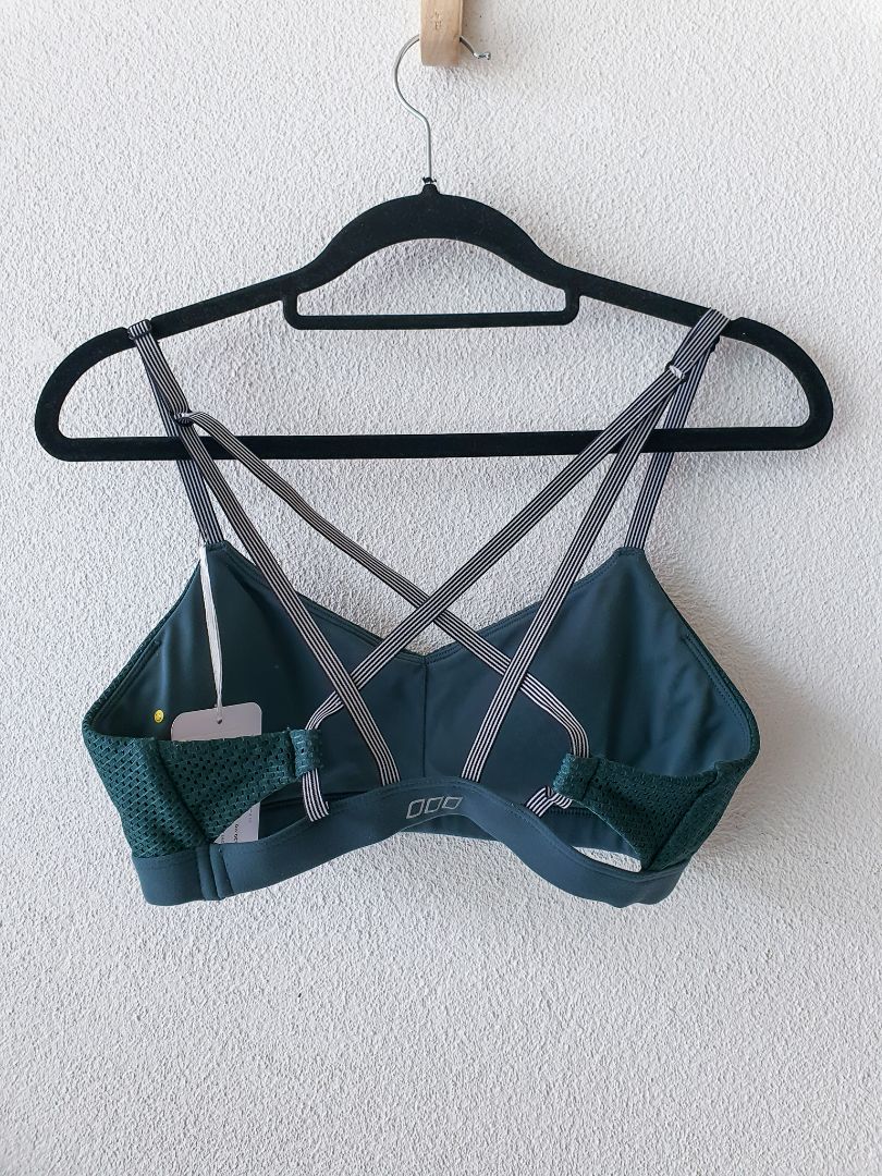 Lorna Jane Top S
