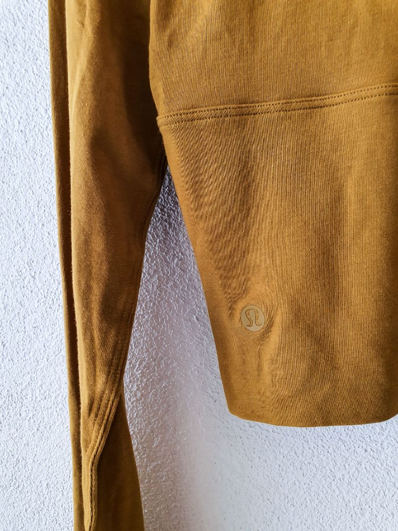 Lululemon Top S