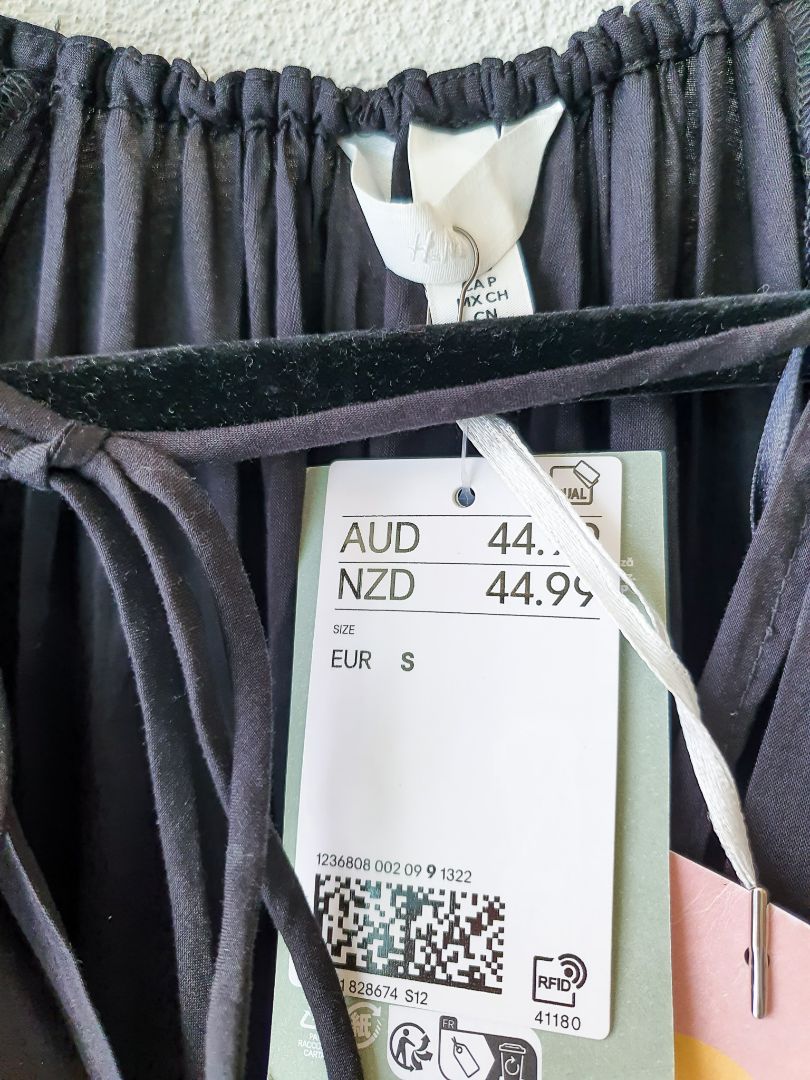 H&amp;M Dress S