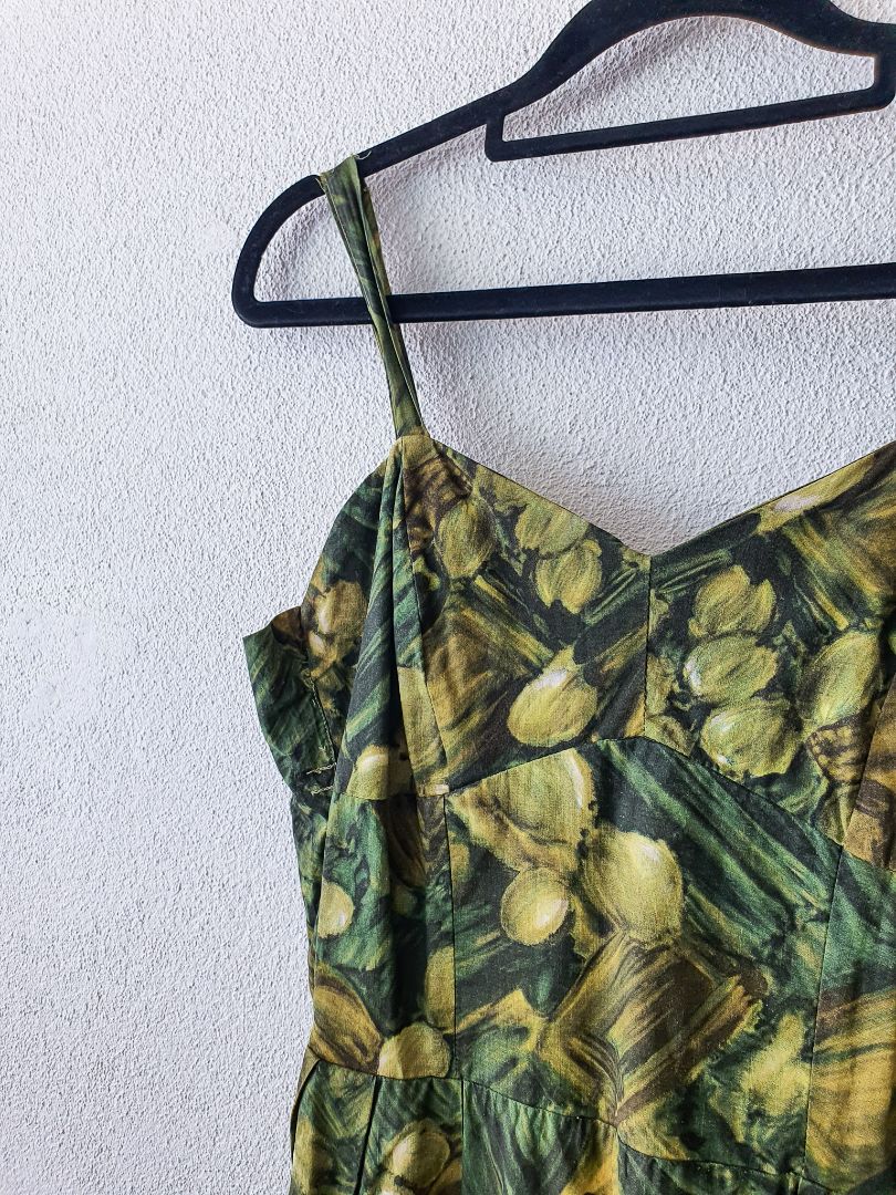 Dress M
