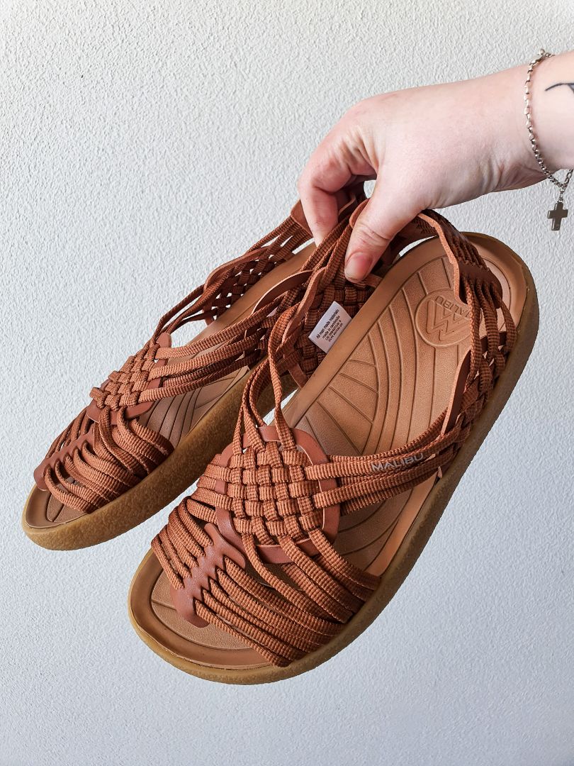 Malibu Shoes 9