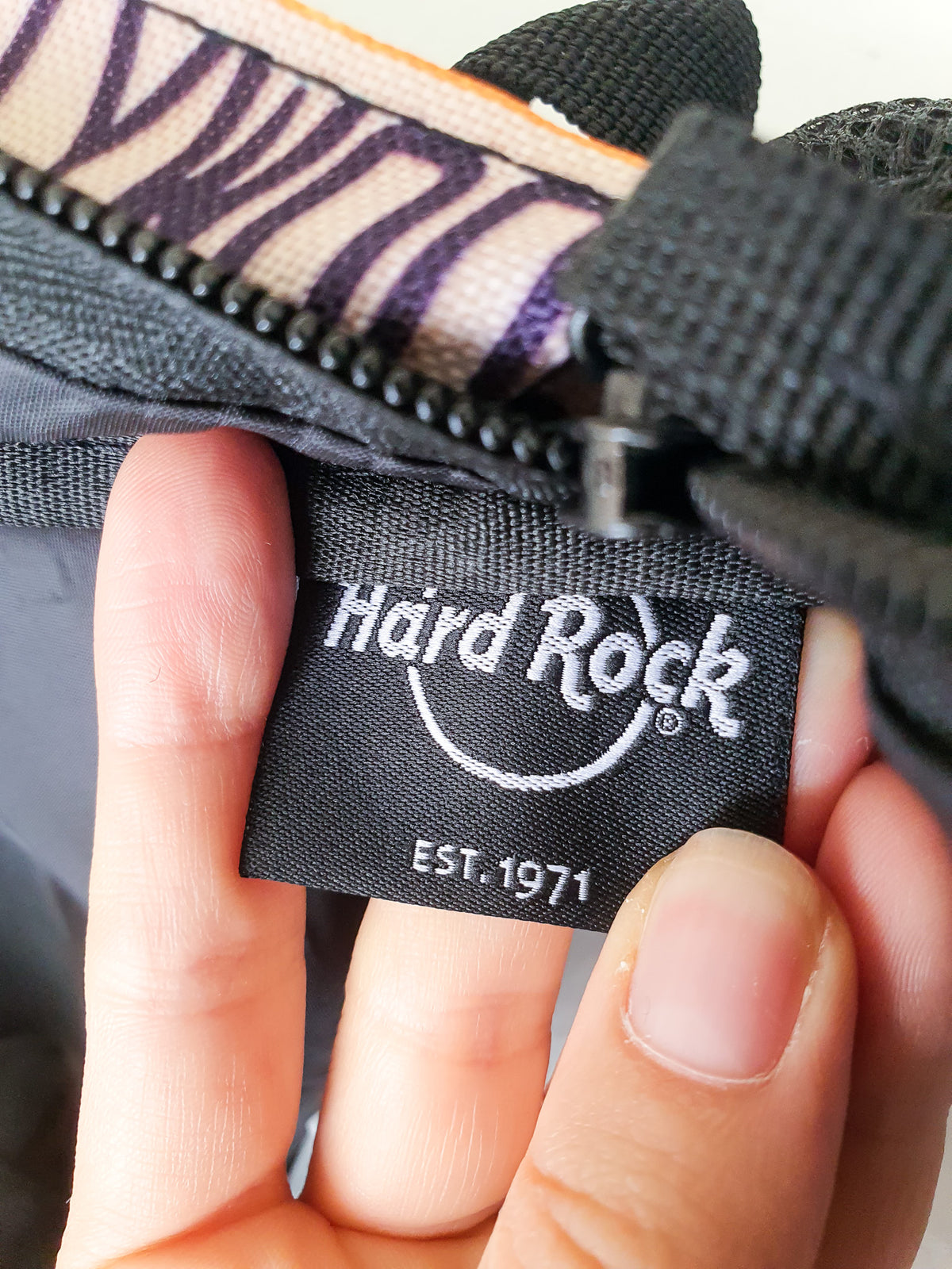 Hard Rock Bag OS