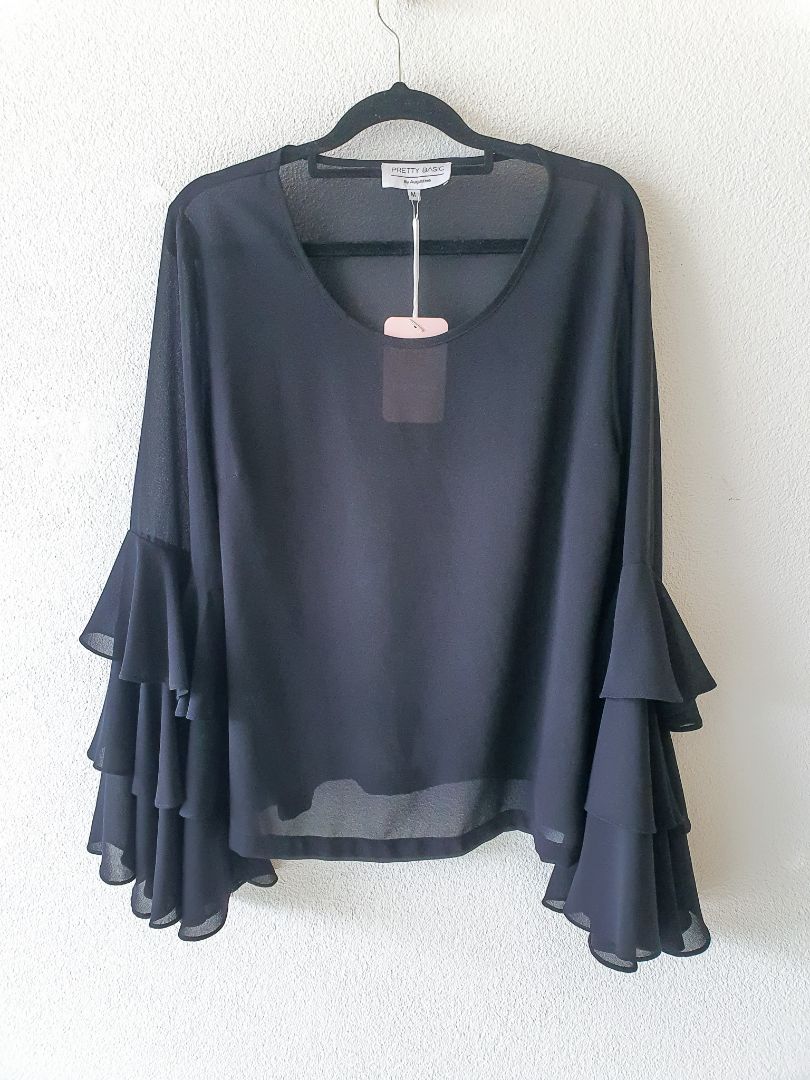 Pretty Basics by Augustine Top M