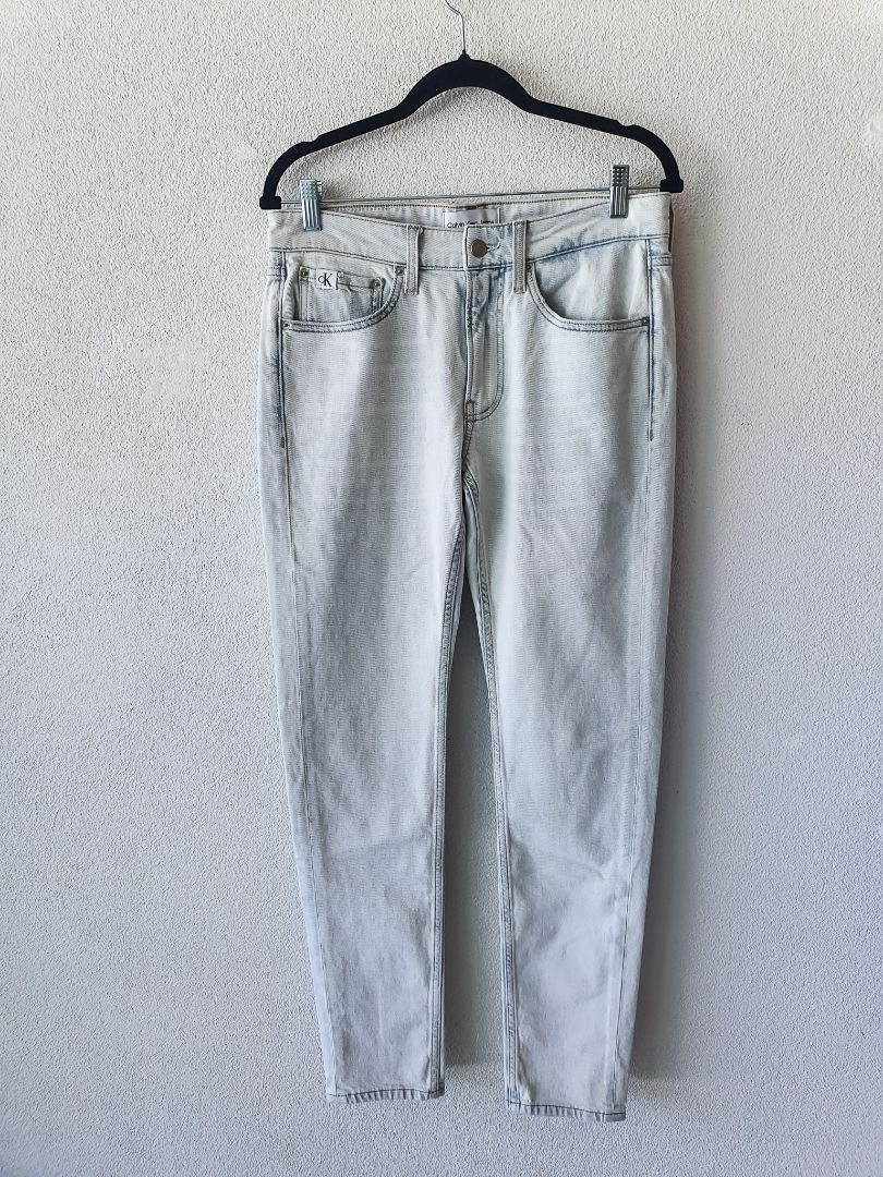Calvin Klein Jeans S / M