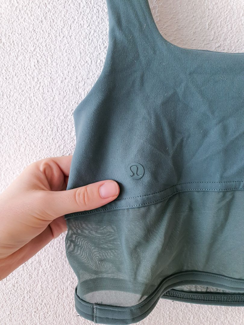 Lululemon Top US4