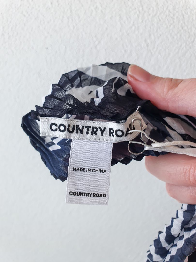 Country Road Scarf OS