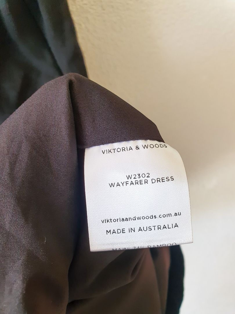 Viktoria and Woods Dress M