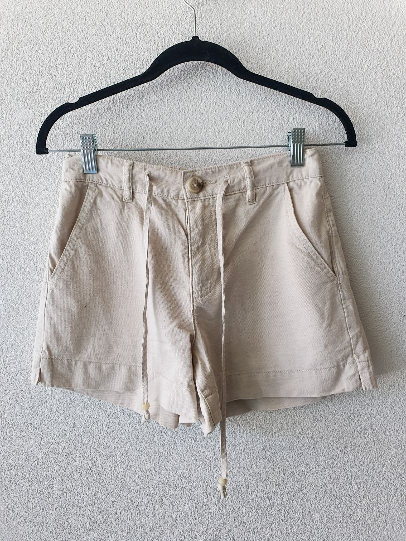 Urban Revivo Shorts XS