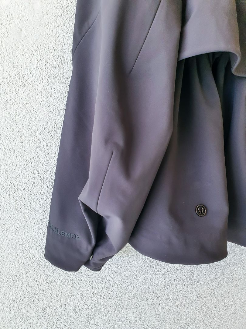 Lululemon Jacket XS