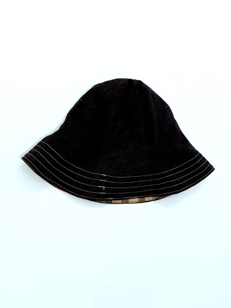 Sly & Co Tulip Bucket Hat Black
