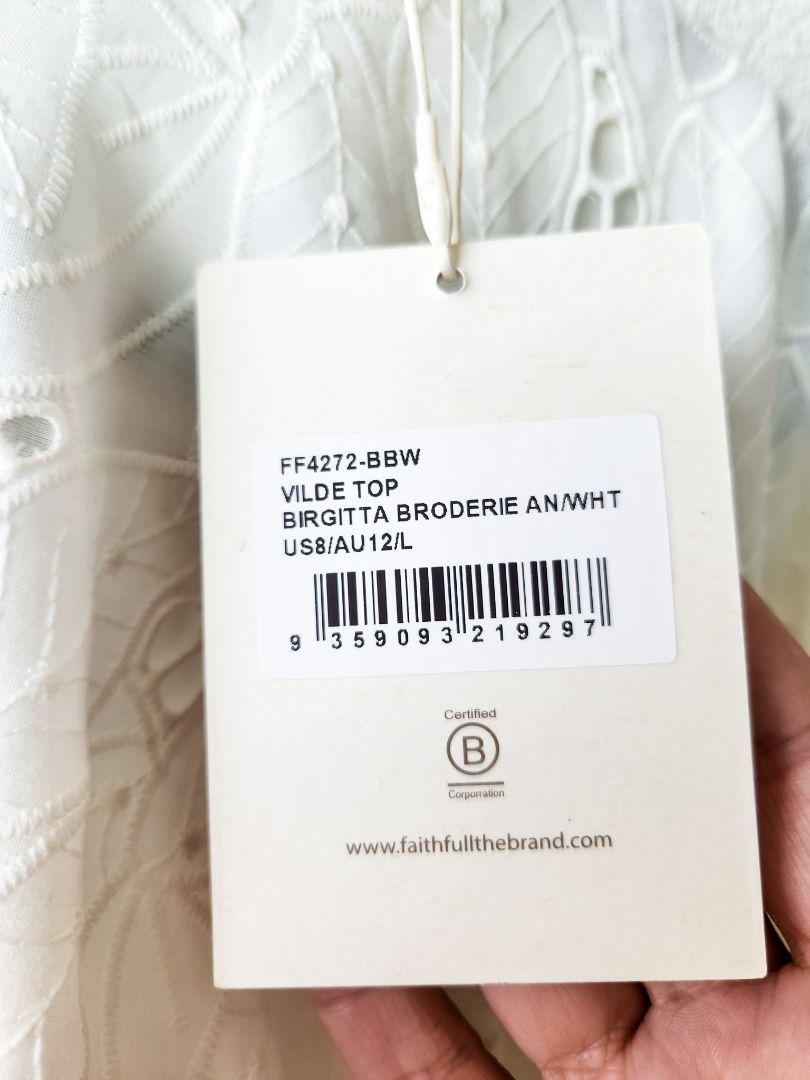 Faithfull the Brand Top L