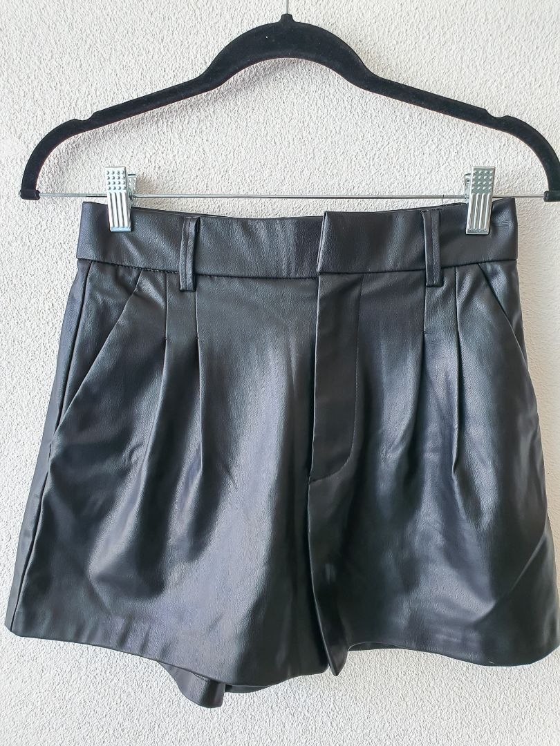 Zara Shorts XS