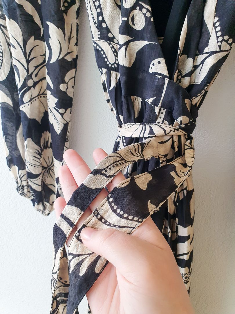 Among The Brave Dress XS