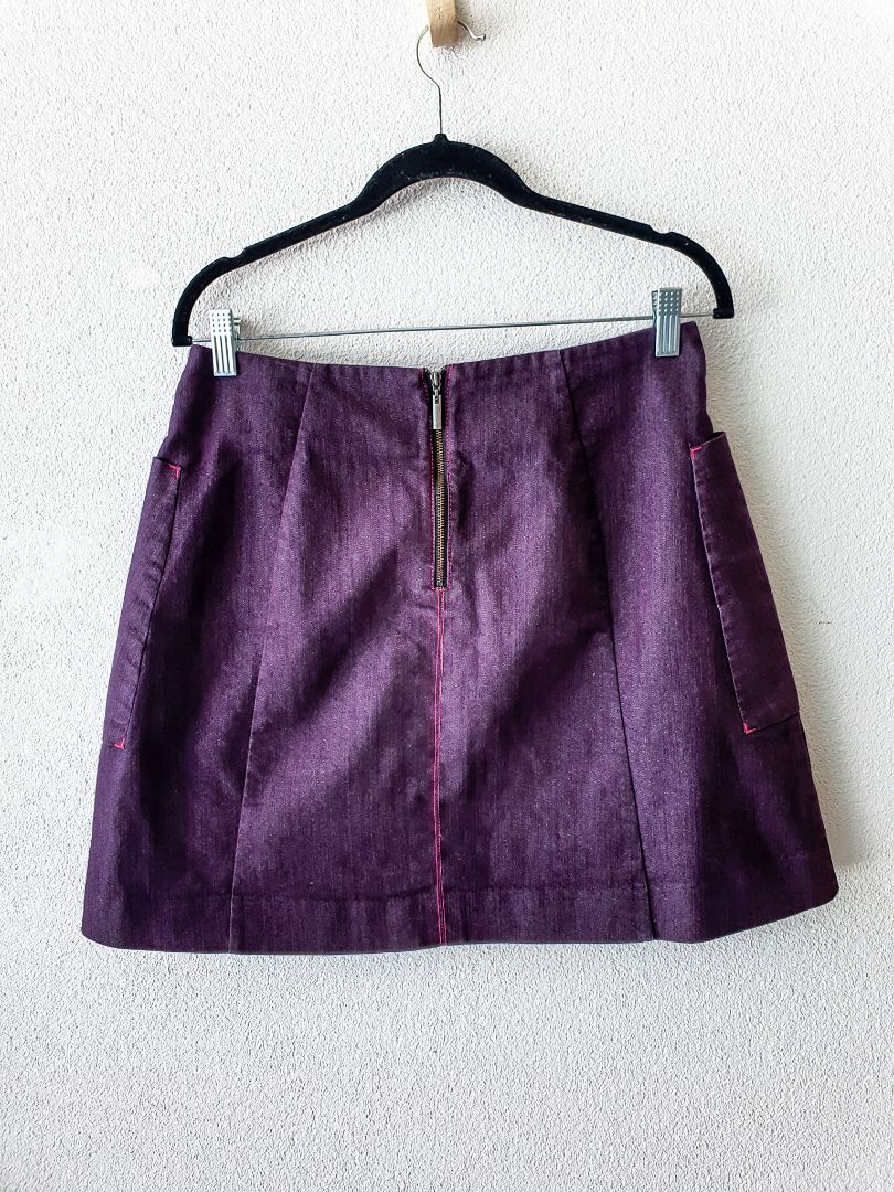 The Letter Q Skirt S