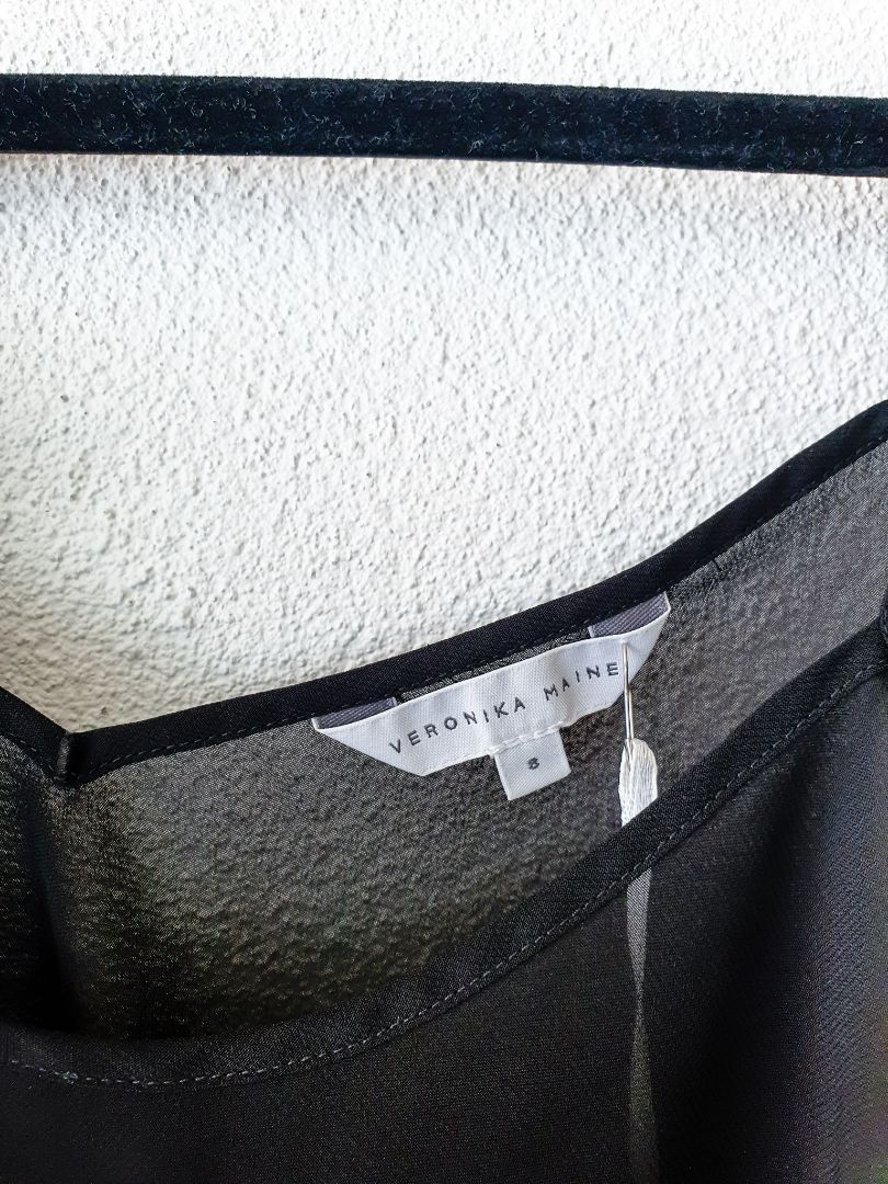 Veronika Maine Top XS