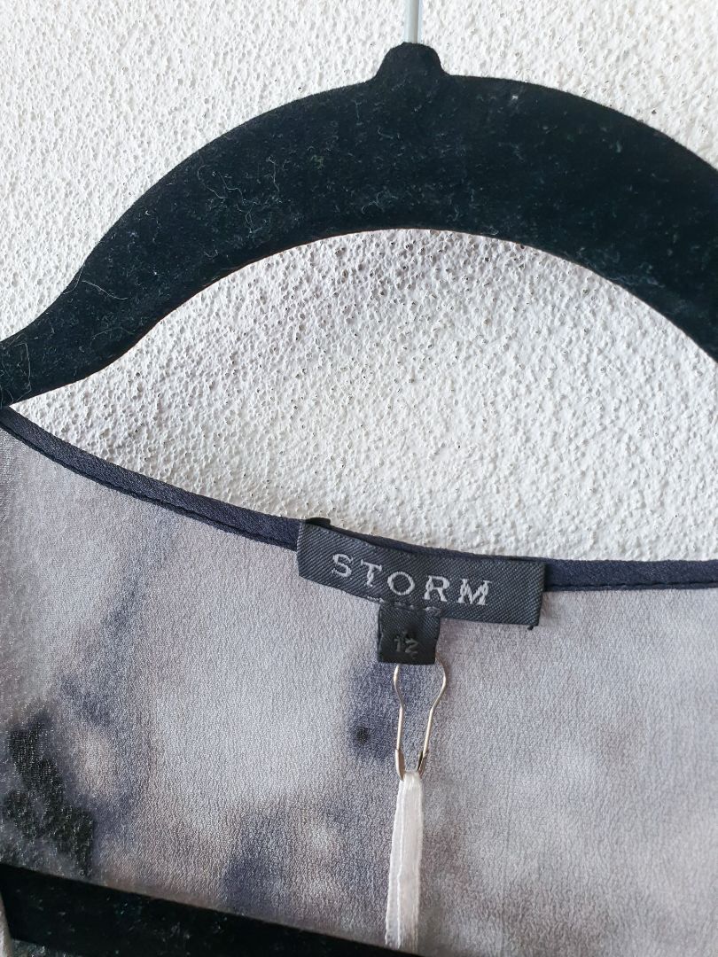 Storm Top M