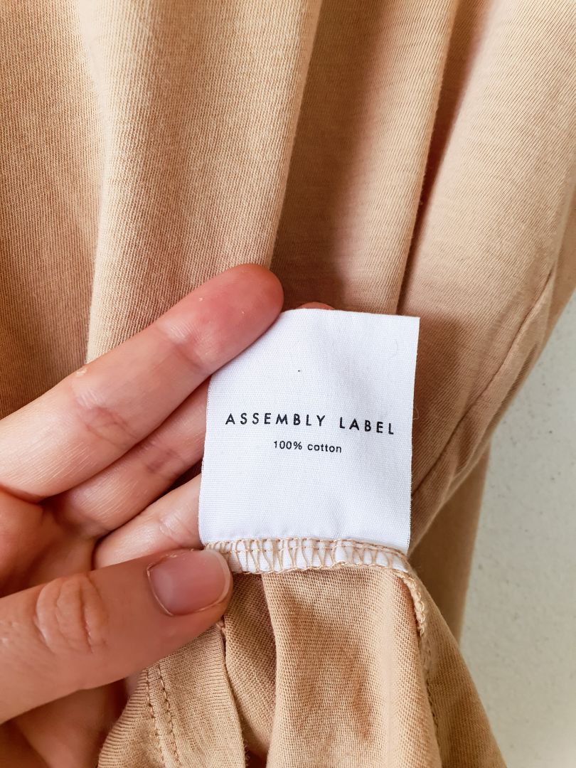 Assembly Label Top XS