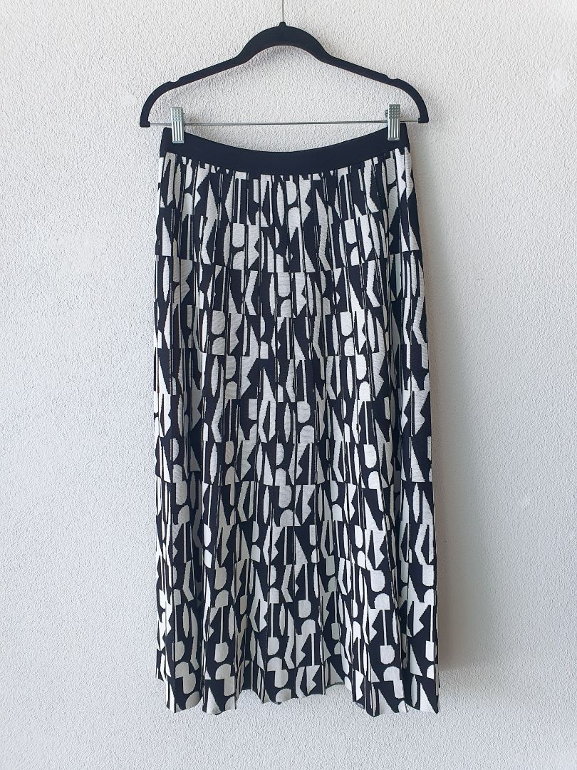 Veronika Maine Skirt M