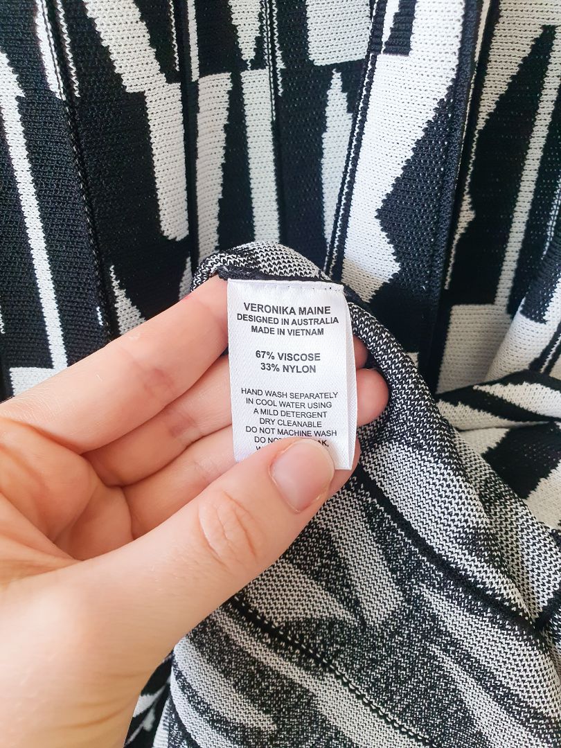 Veronika Maine Skirt M