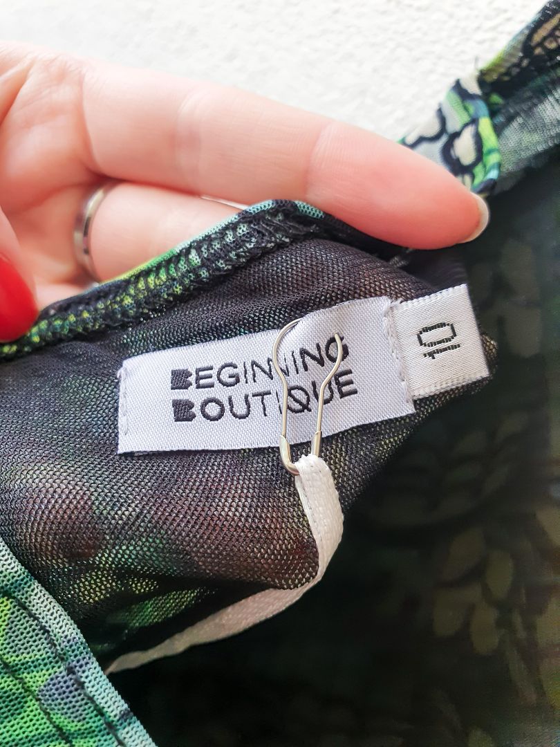 Beginning Boutique Dress S