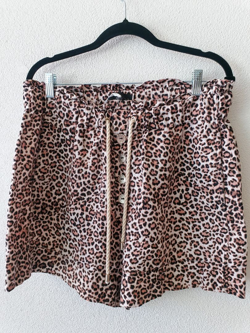 Decjuba Shorts L