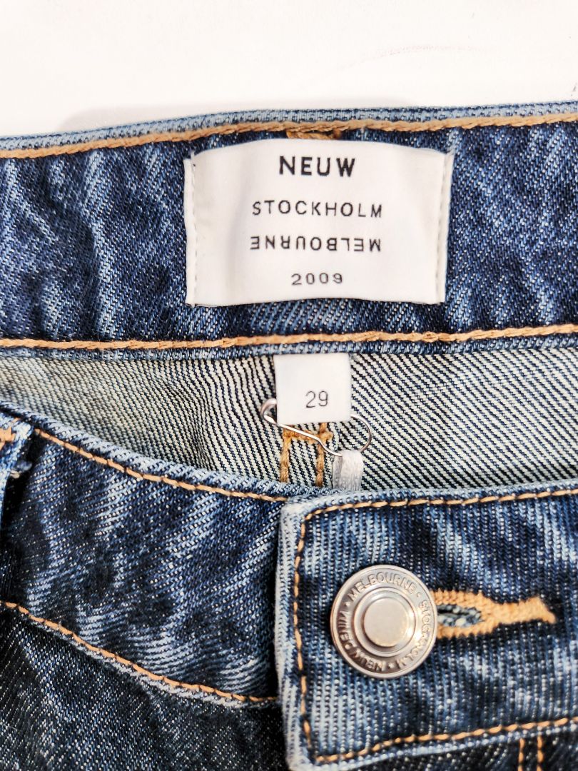 Neuw Jeans M