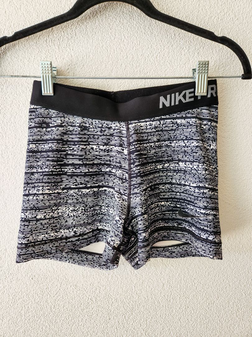 Nike Pro Shorts S