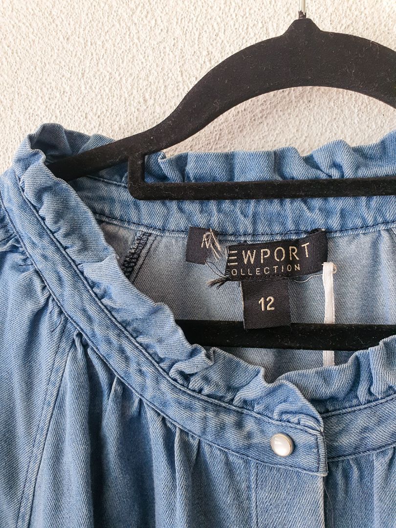 Newport Top M