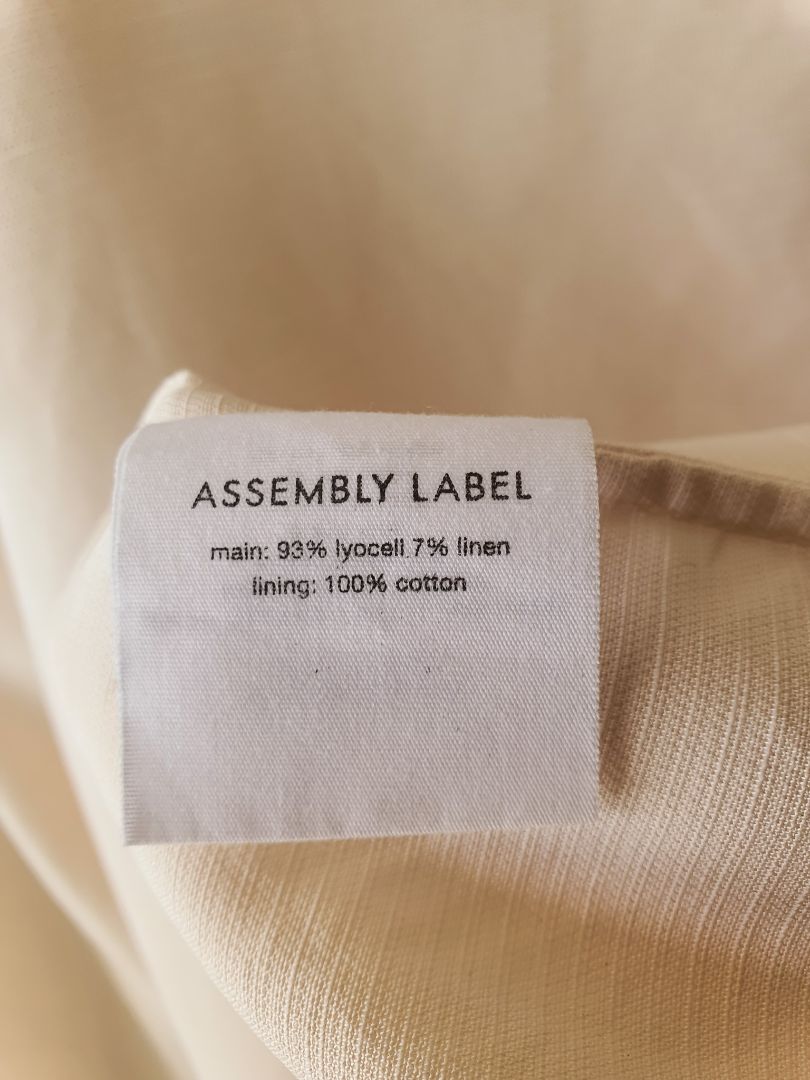 Assembly label Dress M