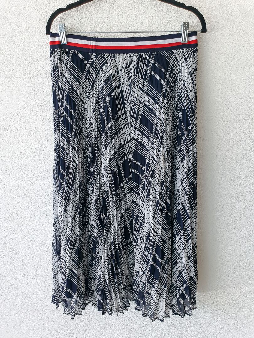 Tommy Hilfiger Skirt M
