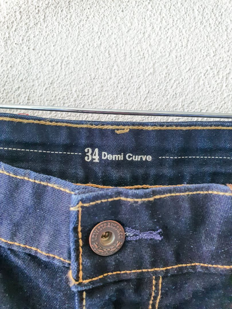Levis Jeans XL