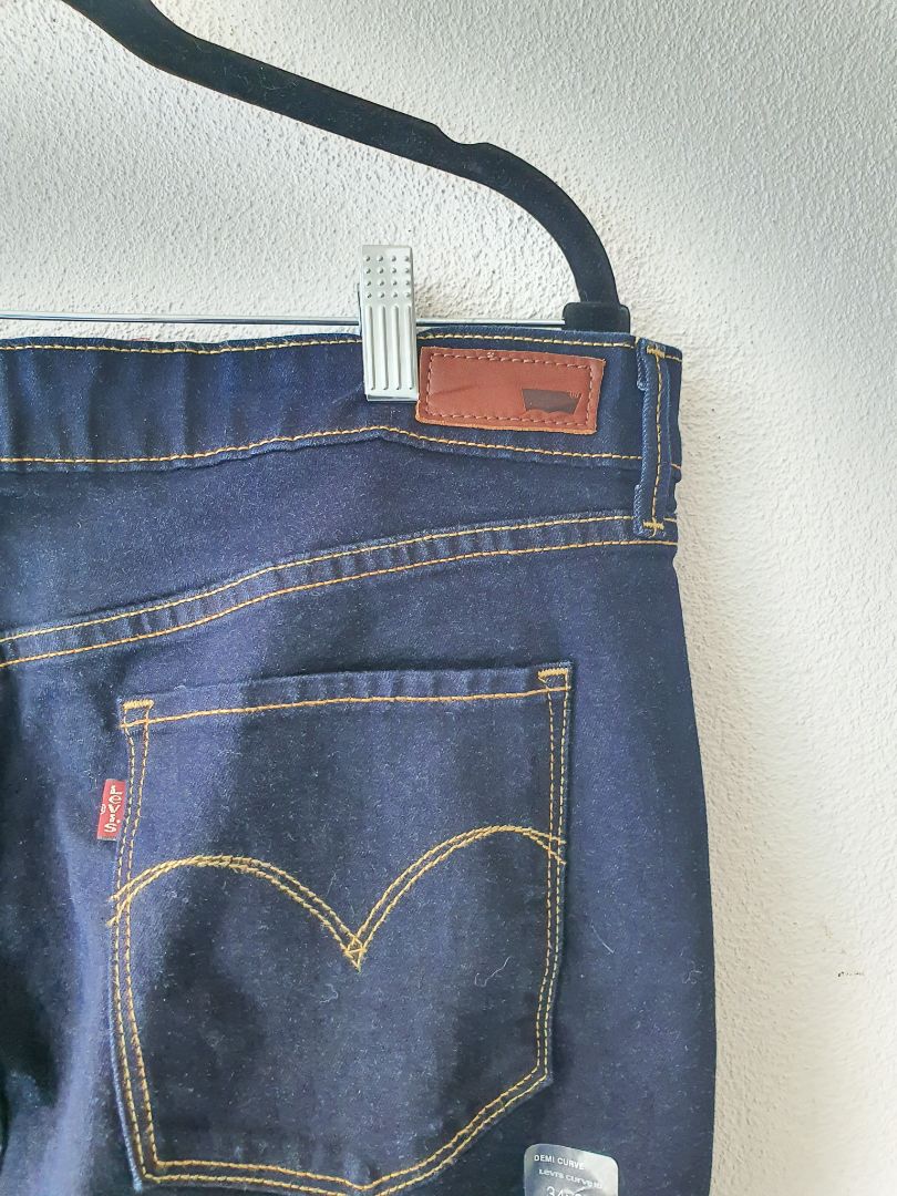 Levis Jeans XL